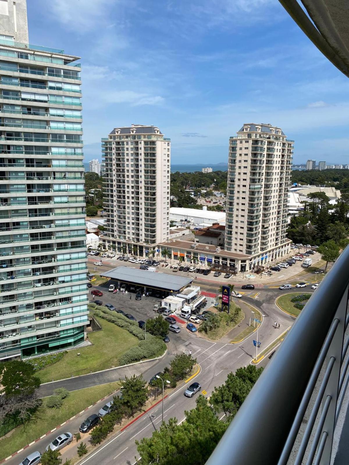 Apartamentos Torre Tressesenta Punta del Este Ngoại thất bức ảnh