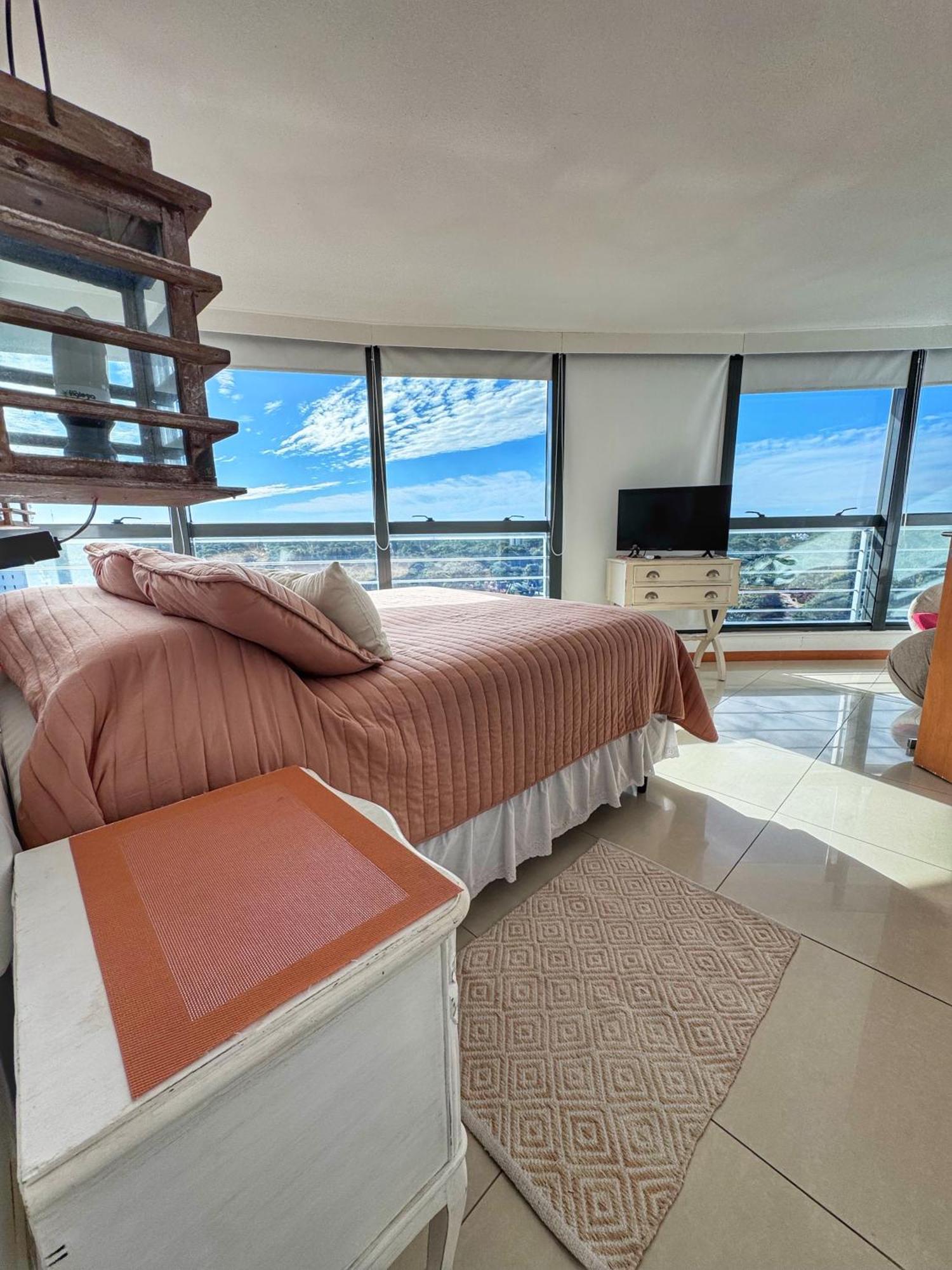 Apartamentos Torre Tressesenta Punta del Este Phòng bức ảnh